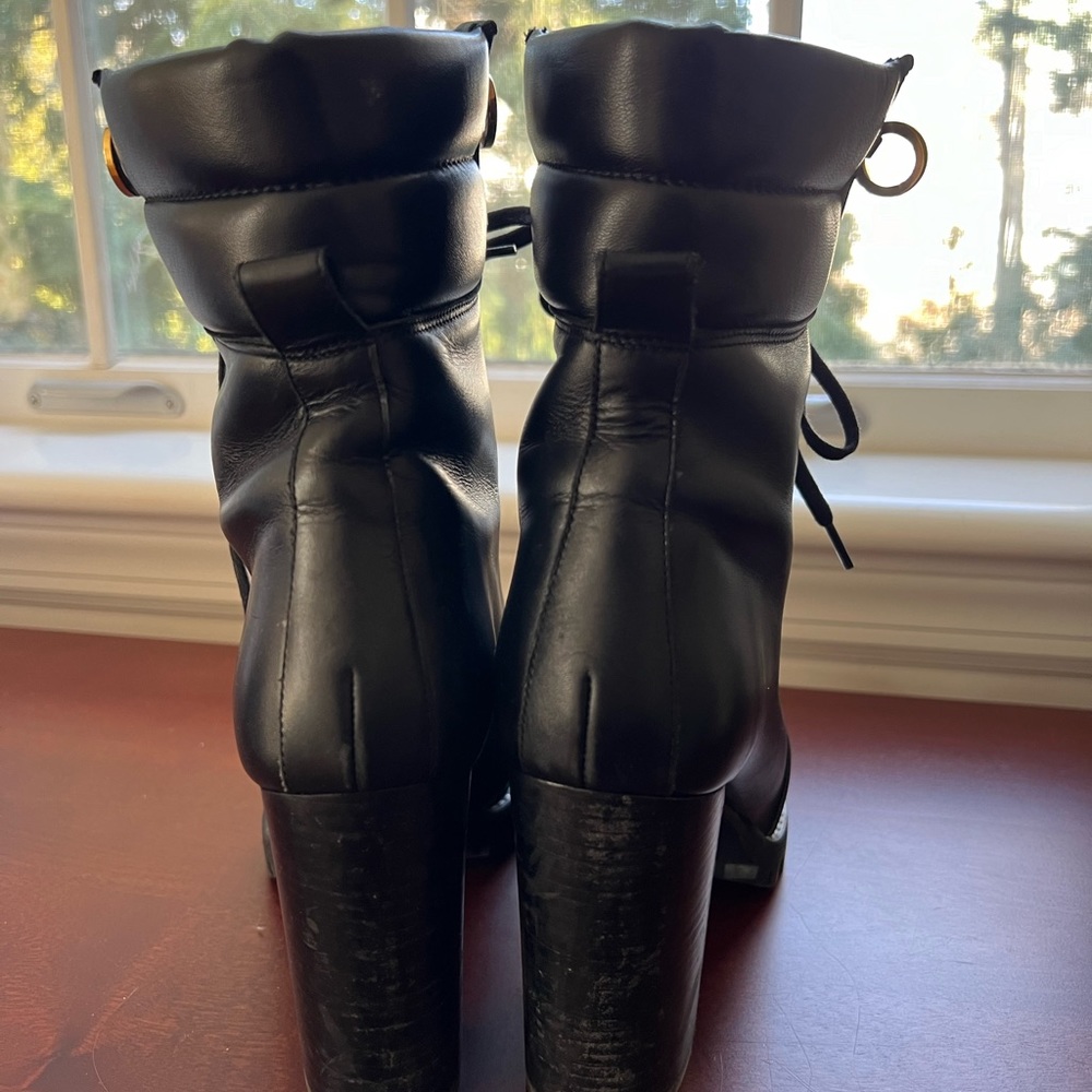 Stuart Weitzman Kingsley Boot Size 6 - image 4